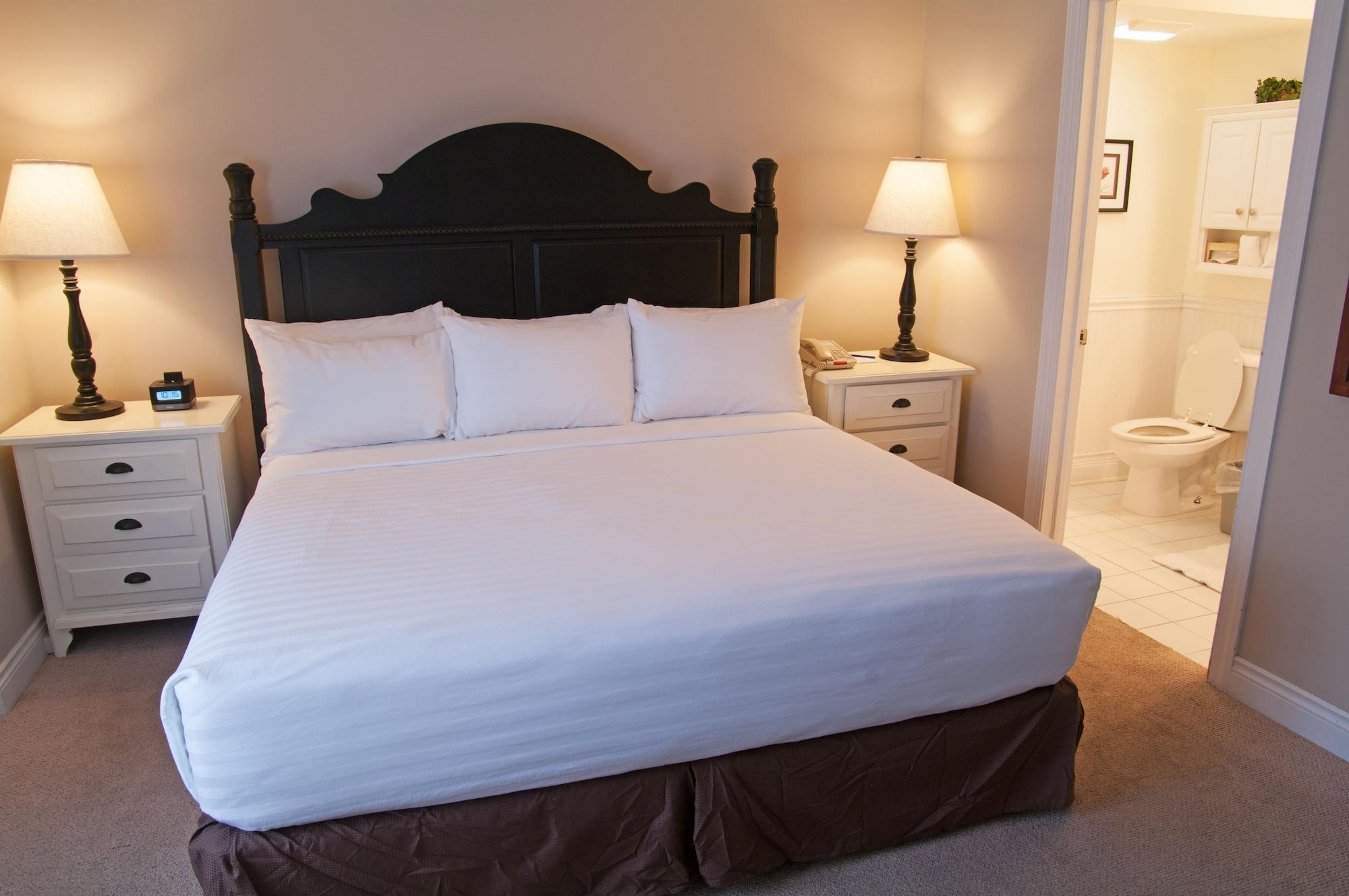 Charlevoix Inn & Suites Surestay Collection By Best Western 外观 照片